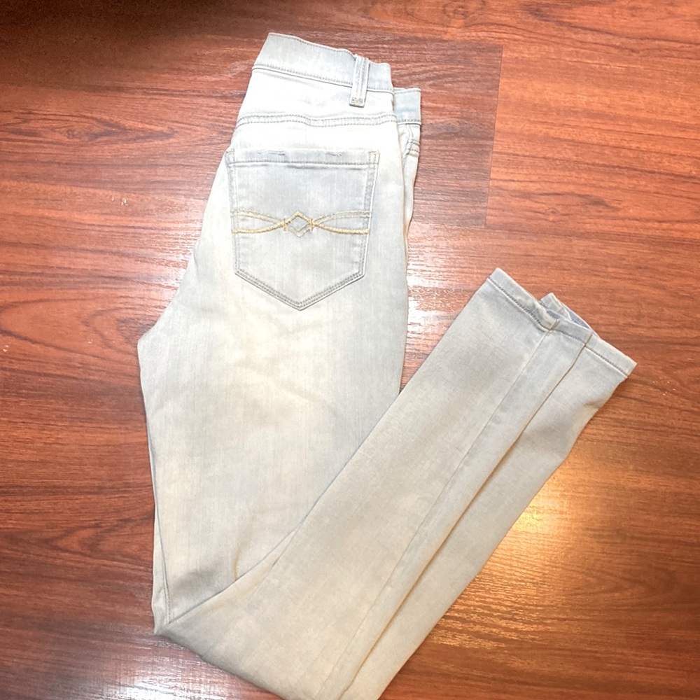 Mudd flex stretch - size 5